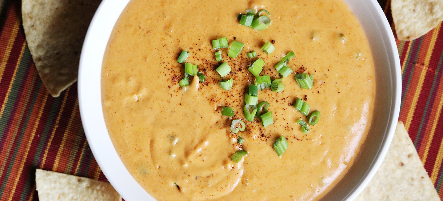 Scooper Bowl Creamy Queso Dip | Recipes | Clover Sonoma