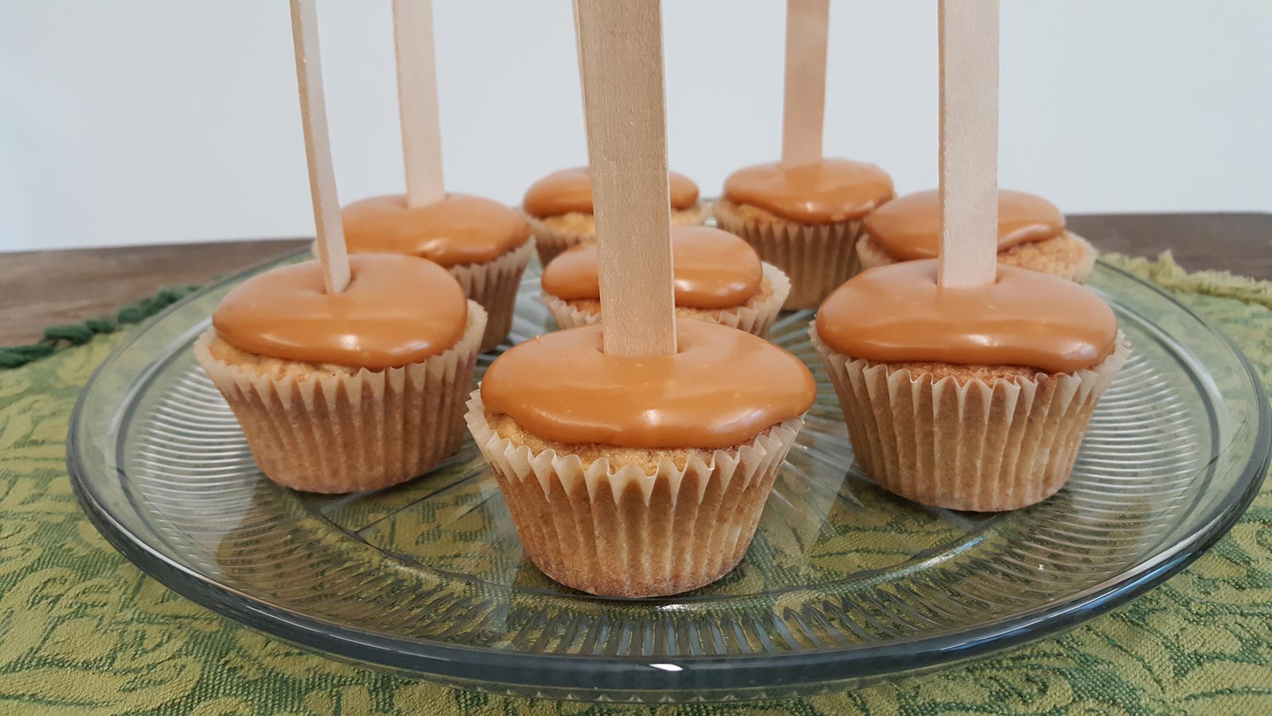 Caramel Apple "Clo-Cakes" Cupcakes Recipe | Clover Sonoma