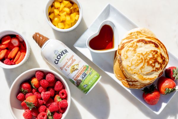 Breakfast Pancake Fruit Tacos with Brown Sugar & Vanilla Whipped Cream - Clover