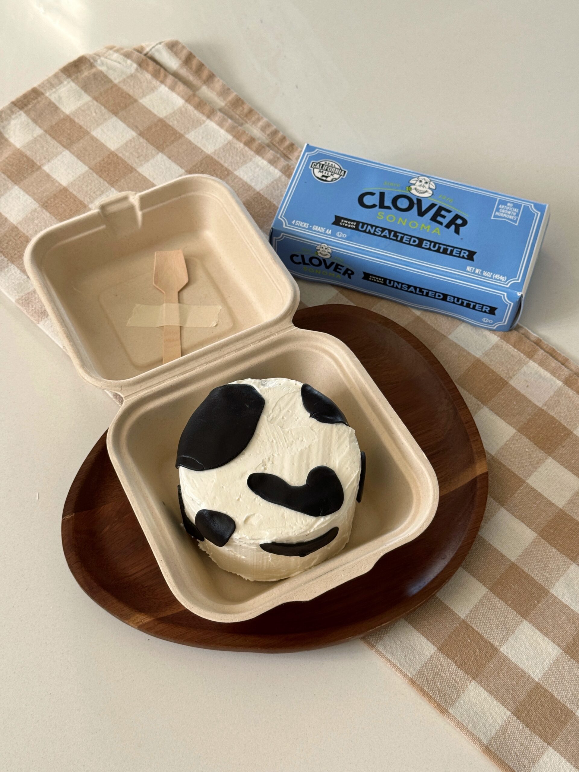 Meringue Buttercream Frosting - Clover