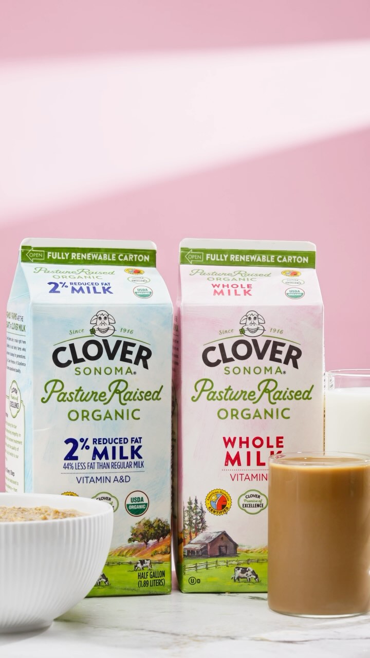 Say hello to your fridge’s new best friends: Pasture Raised Organic Whole Milk and 2% Reduced Fat Milk! From coffee to cookies, cereal to soups, these kitchen staples are as versatile as they are delicious.

#pastureraised #organicmilk #qualitydairy #cloversonoma #organic