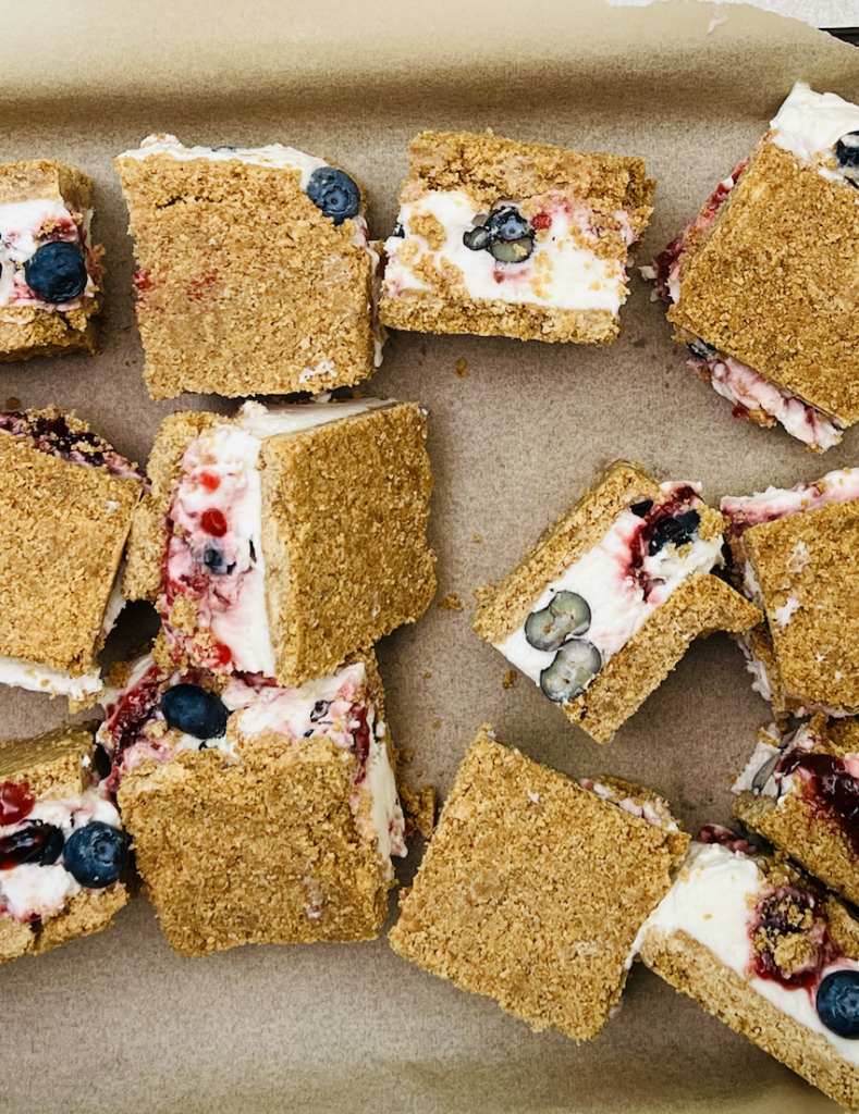 No Churn Berry Ice Cream Sandwiches - Clover