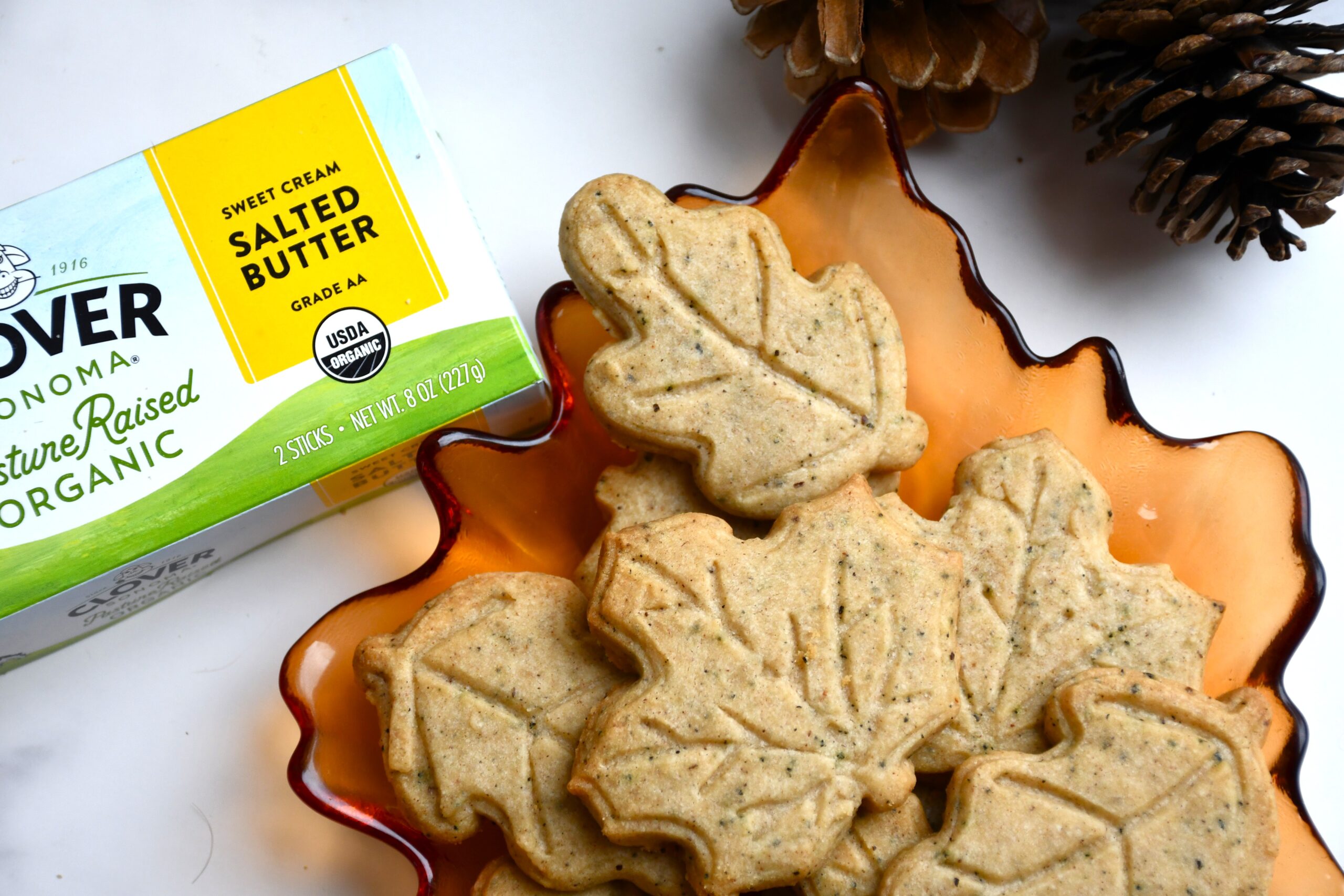 Chai Spice Shortbread - Clover